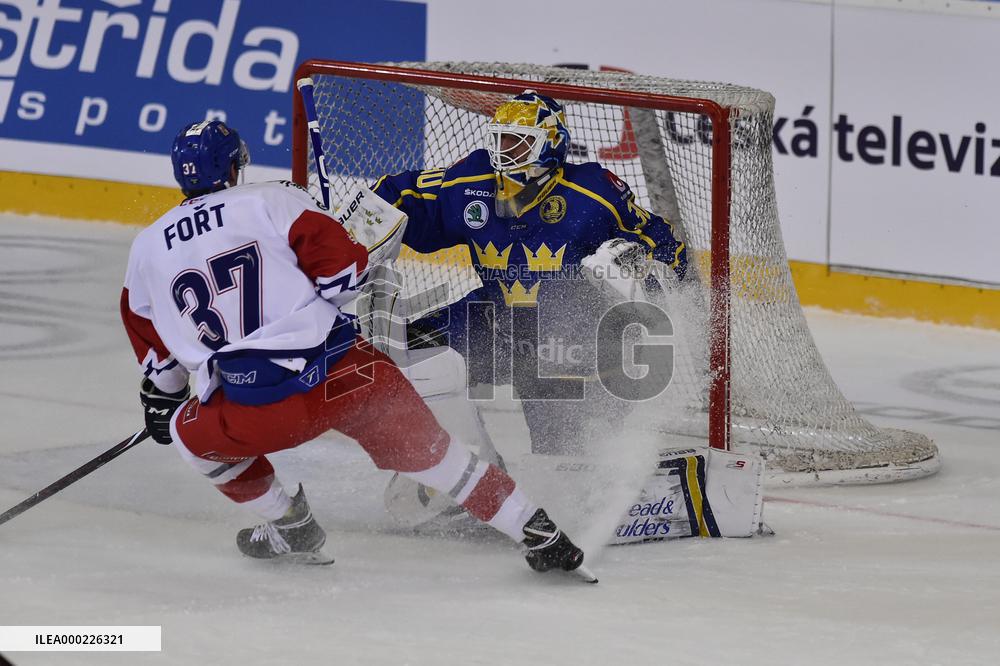 Tomas Fort, Henrik Lundqvist