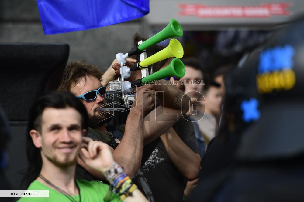 protest against the rally against dictate of the European Union, organised by SPD