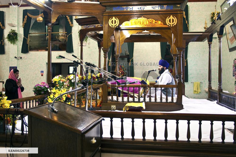 Sikh, temple, interior, prayer