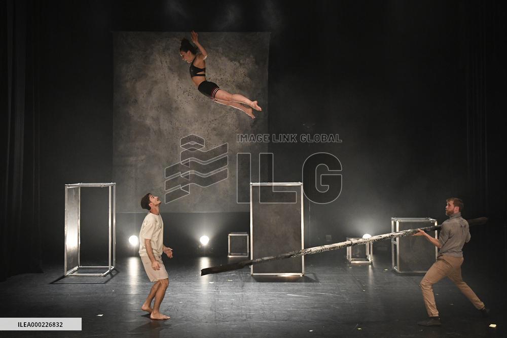 Sweat & Ink performance by Barcode Circus Company ensemble