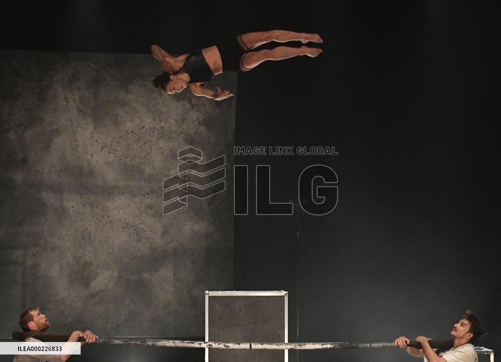 Sweat & Ink performance by Barcode Circus Company ensemble