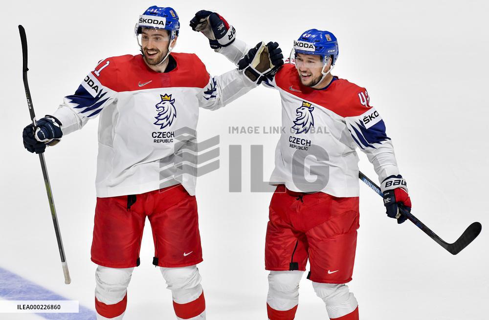 MICHAL MORAVCIK, JAN KOVAR