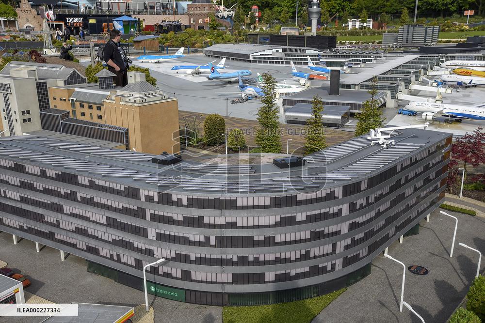 Miniature park Madurodam, tourists