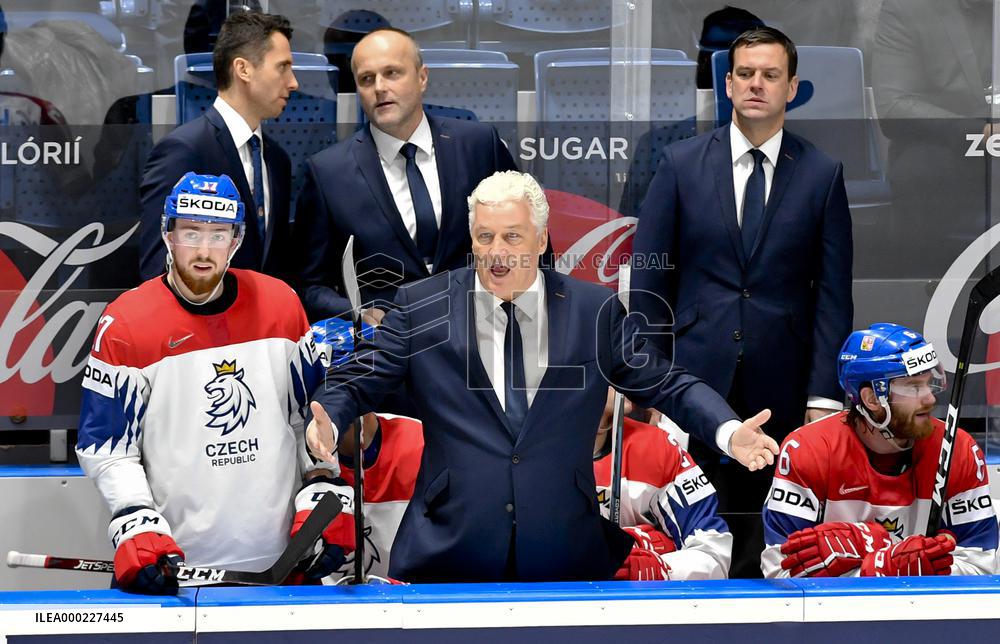 Milos Riha, Filip Hronek