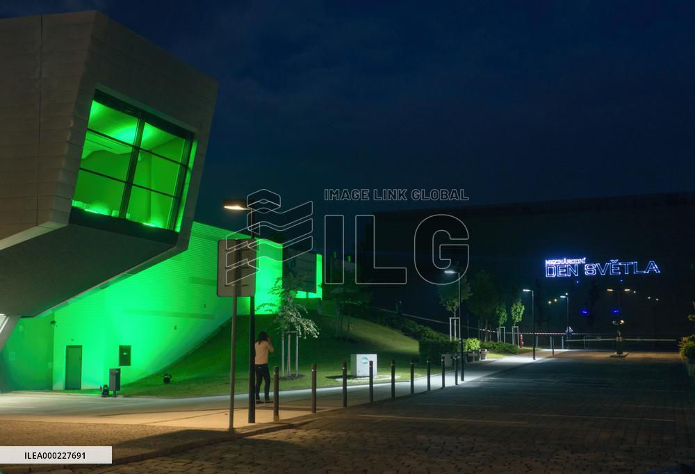 ELI Beamlines and HiLASE Open Day