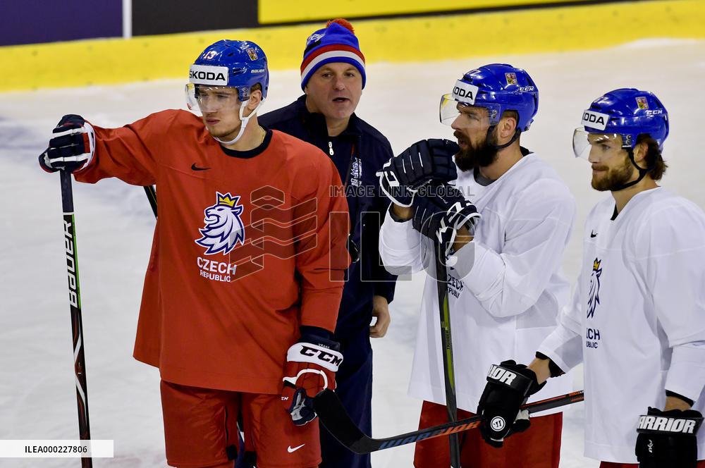 Jakub Vrana, Robert Reichel, Milan Gulas, Michael Frolik