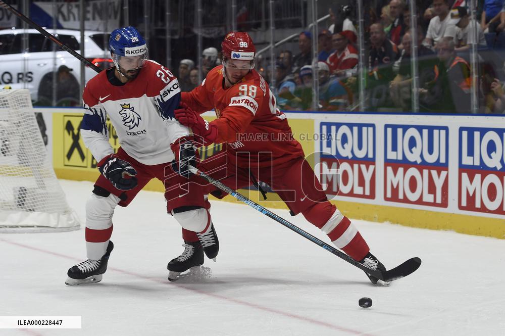 MICHAL REPIK, MICHAIL SEGACHEV