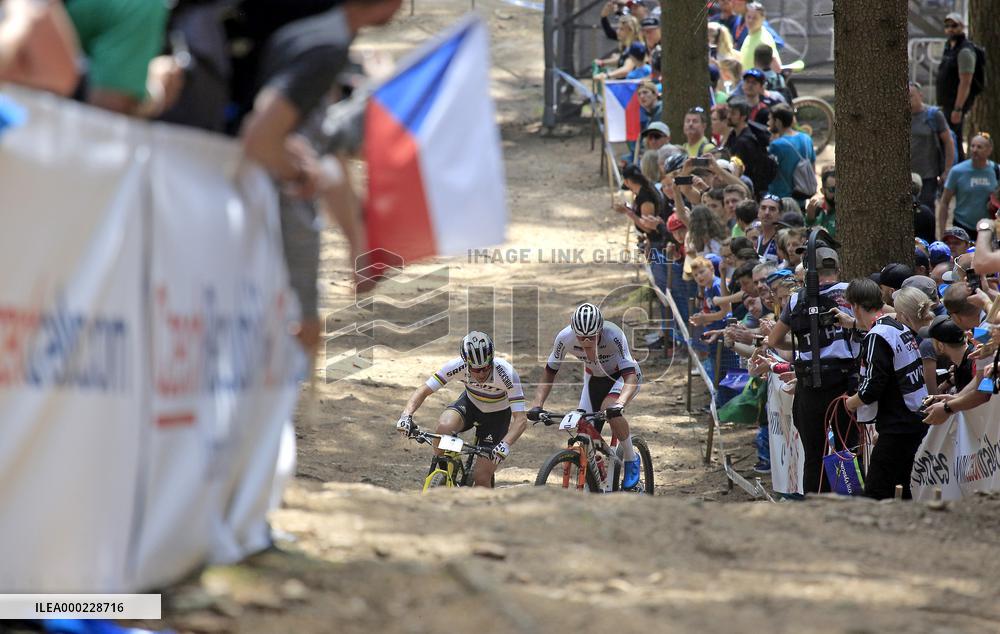 NINO SCHURTER, MATHIEU VAN DER POEL