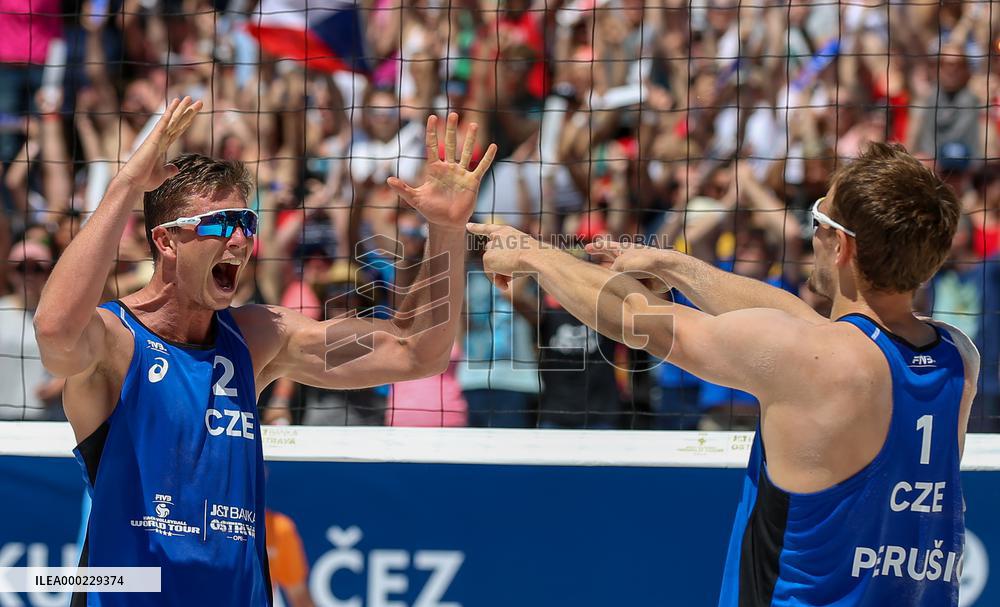 David Schweiner, Ondrej Perusic