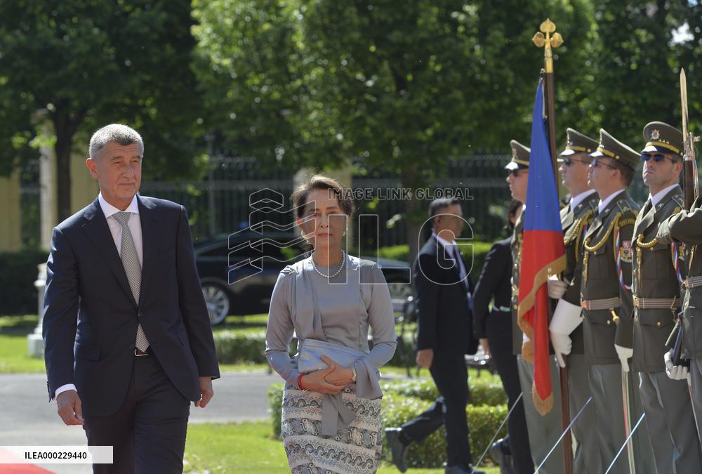 Andrej Babis, Aung San Suu Kyi