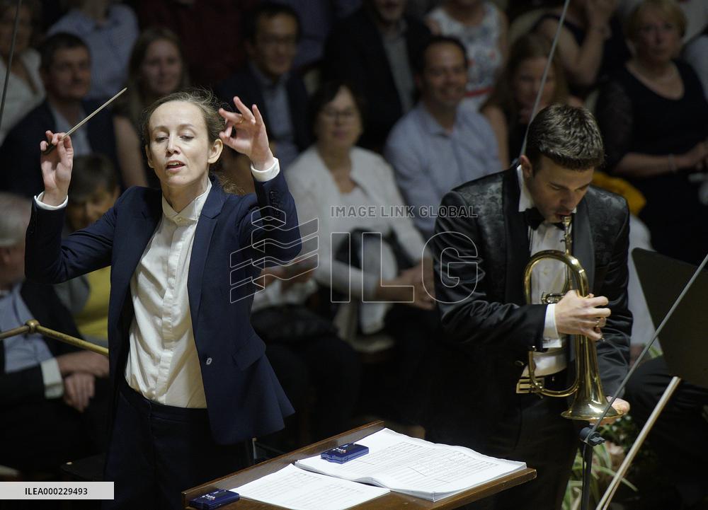 Manuel Blanco, Jessica Cottis