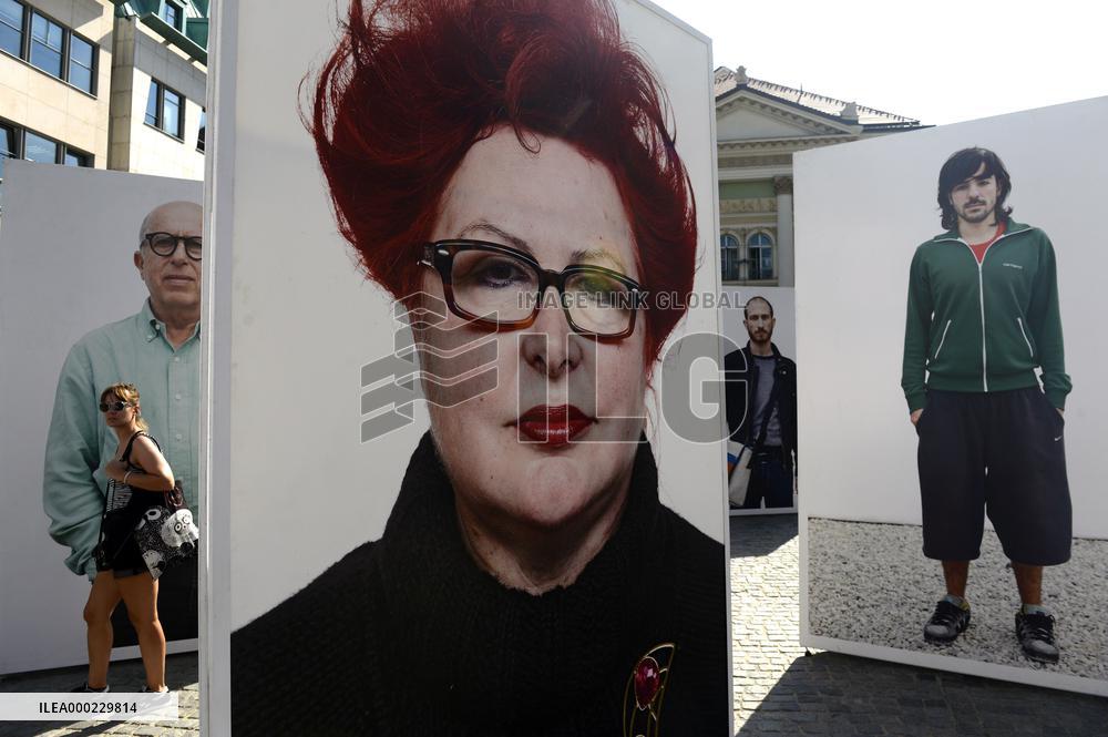 Oliviero Toscani: Human Race, photographic exhibition