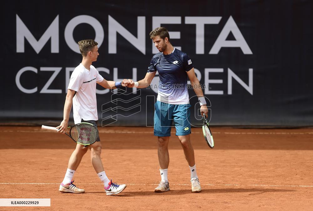 Jiri Lehecka, Jiri Vesely