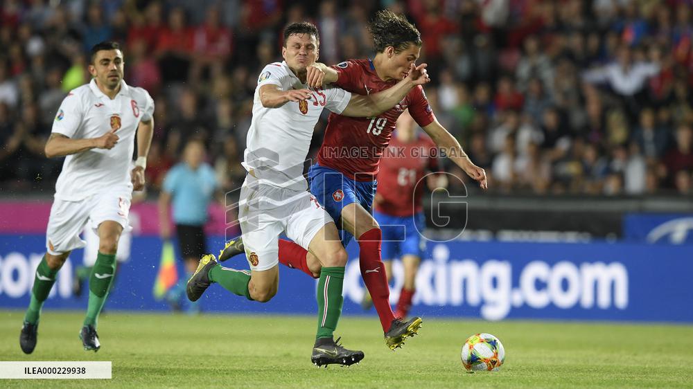Georgi Sarmov, Vasil Bozikov, Patrik Schick