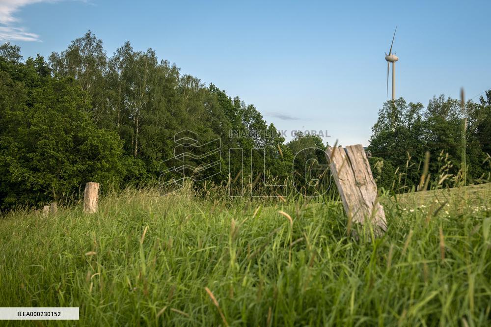 wind turbine, wind energy converter