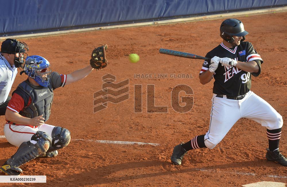 DAVID MERTL, REILLY MAKEA