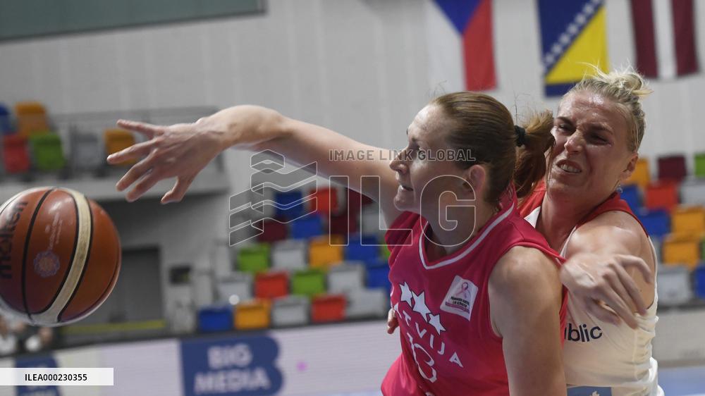 Aija Brumermane, Kamila Stepanova