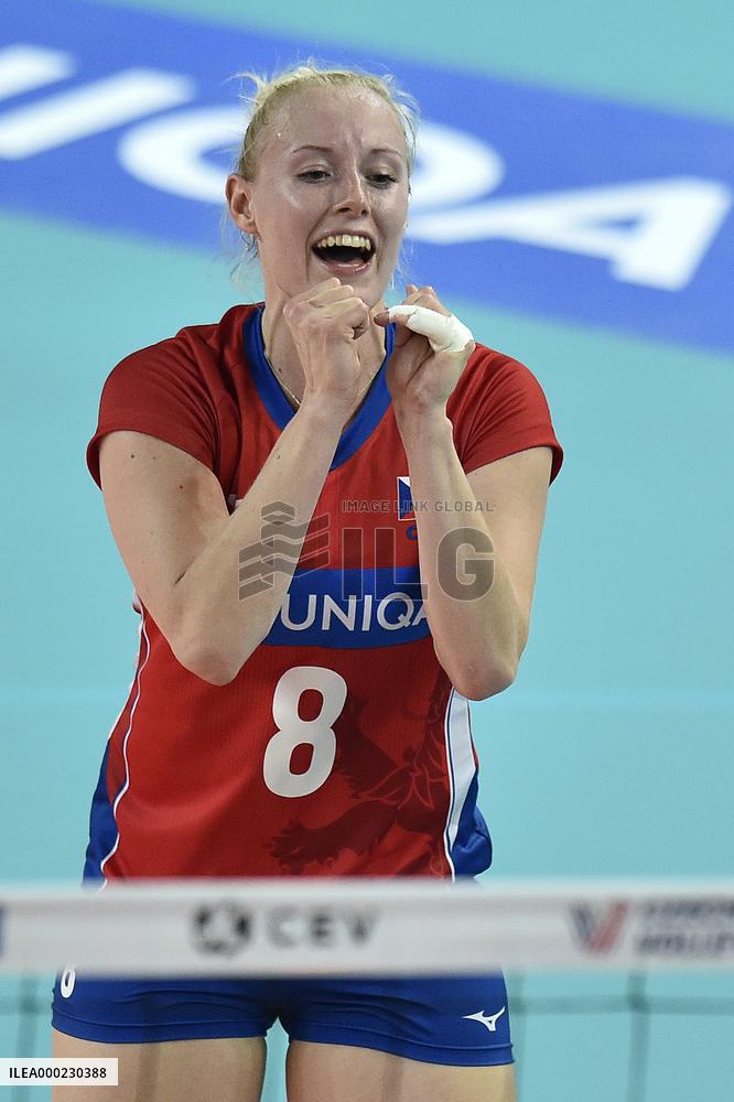 BARBORA PURCHARTOVA