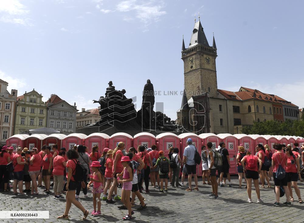 19th Avon march, people, dressed, pink colour