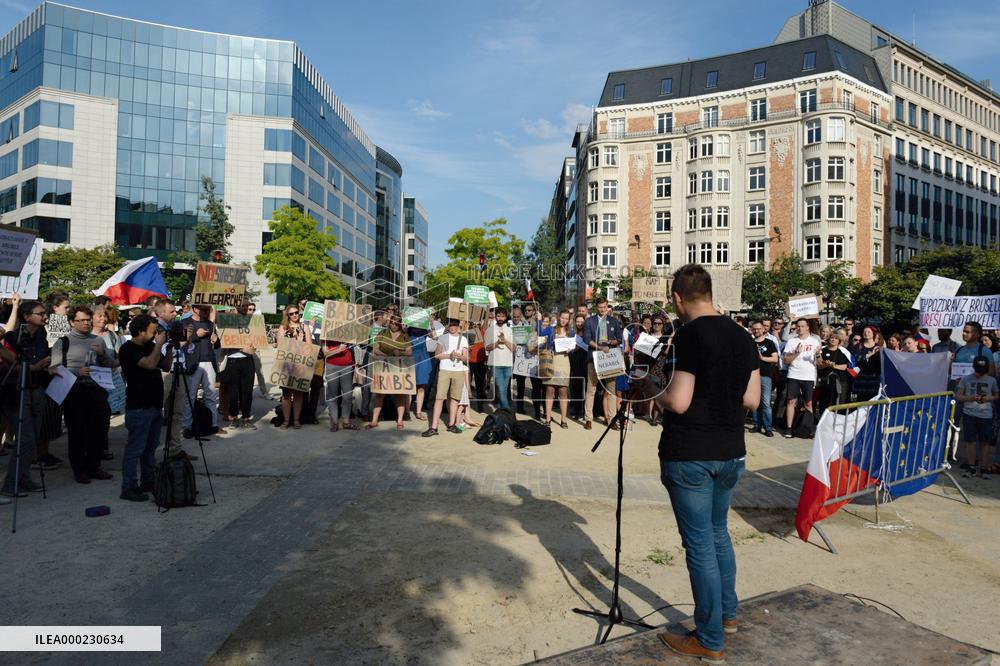 Czech expatriates in Belgium protest to support Czech demonstrations against PM Andrej Babis