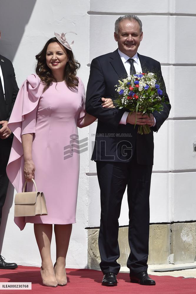 ANDREJ KISKA, MARTINA KISKOVA