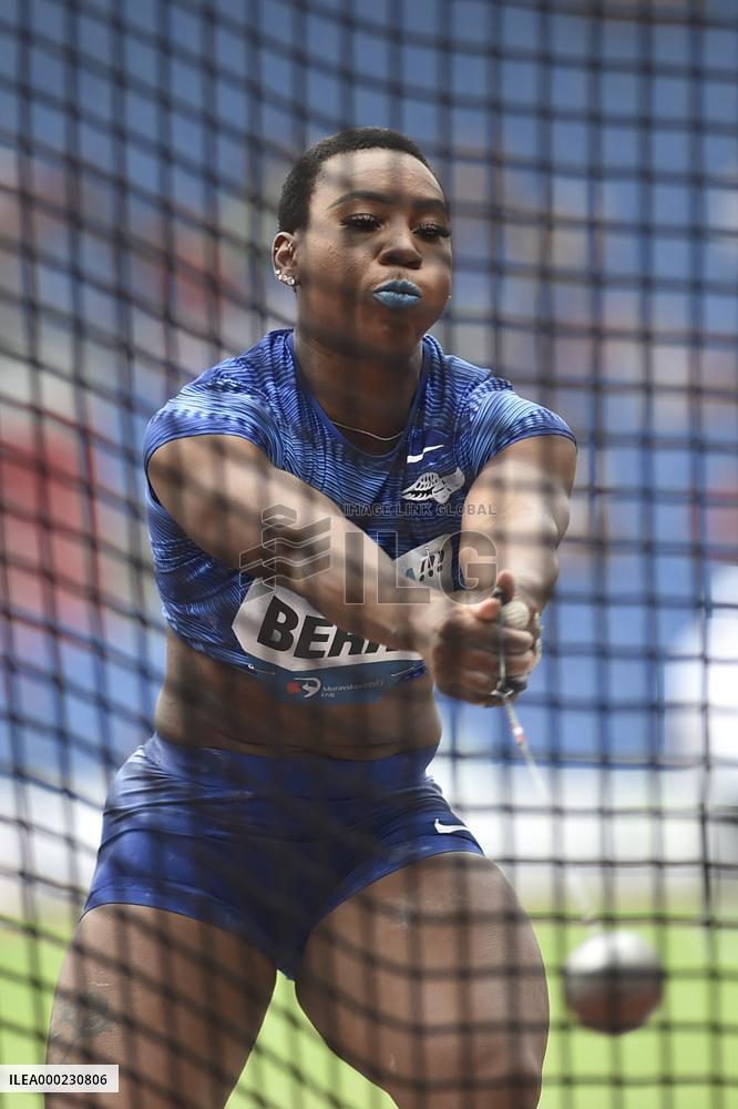 Gwen Berry