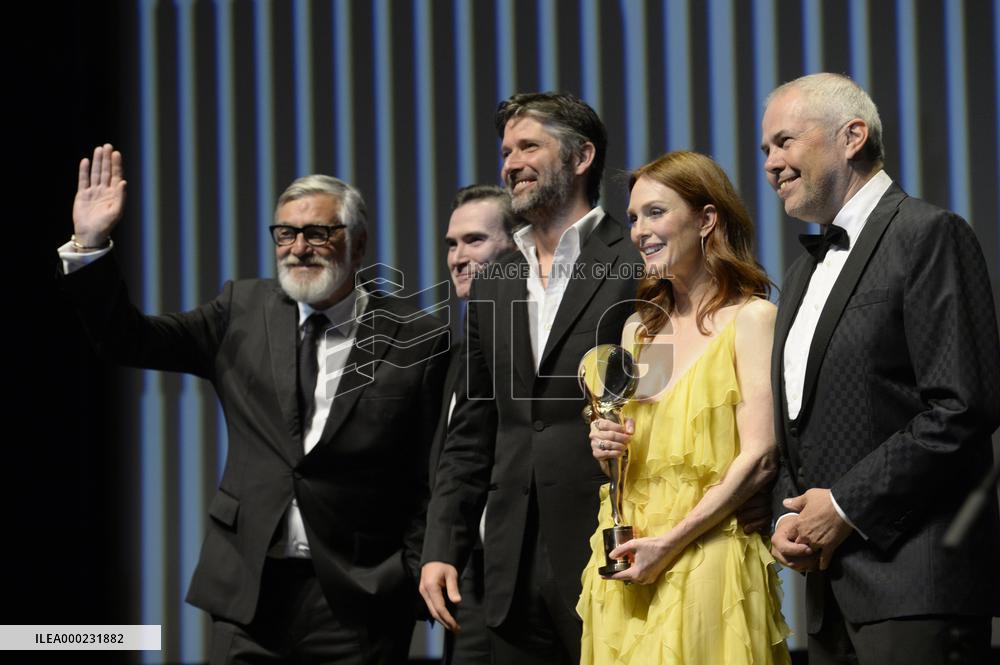 Julianne Moore, Jiri Bartoska, Billy Crudup, Bart Freundlich, Marek Eben