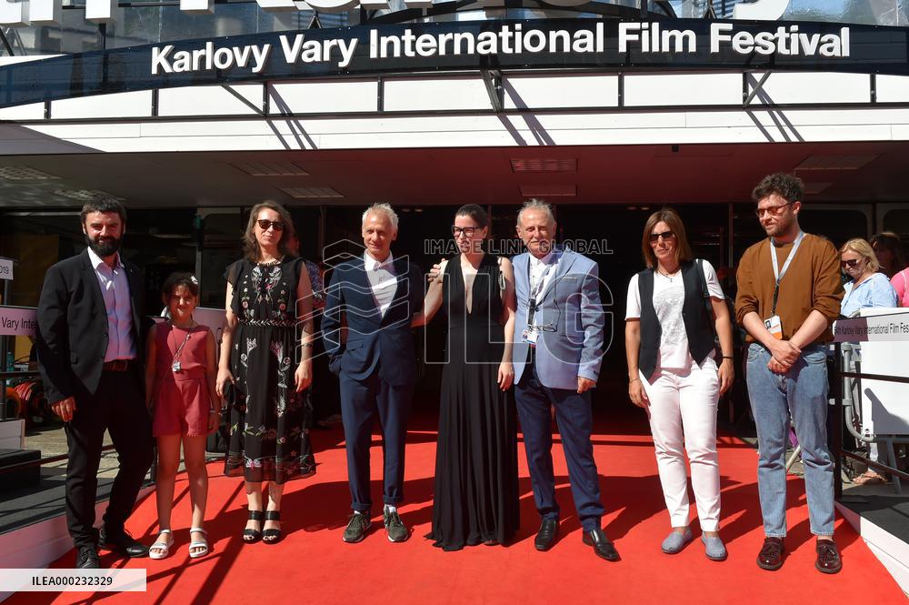 Kristina Grozeva, Petar Valchanov, Rena Vougioukalou, Petra Oplatkova, Ivan Barnev, Ivan Savov, Marko Urici