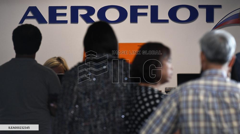 people are waiting for a change in the flight of the Russian airlines Aeroflot