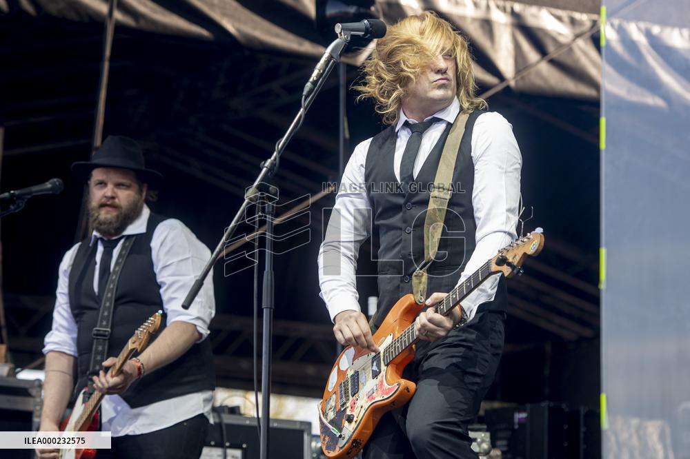 Music Festival Rock for People , Vypsana fixa