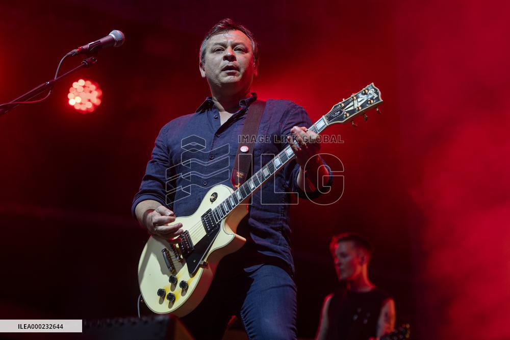 James Dean Bradfield, Manic Street Preachers