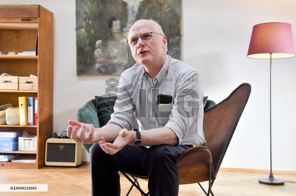 Gerry Groot, sinologist