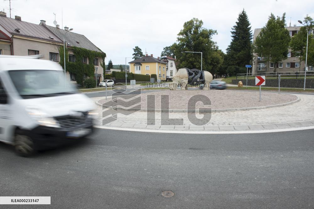 statue of rhino in centre of road circle, representing Sudan, the late last northern white rhinoceros male in the world