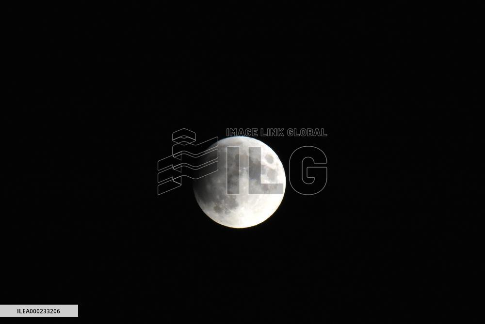 partial eclipse of the Moon