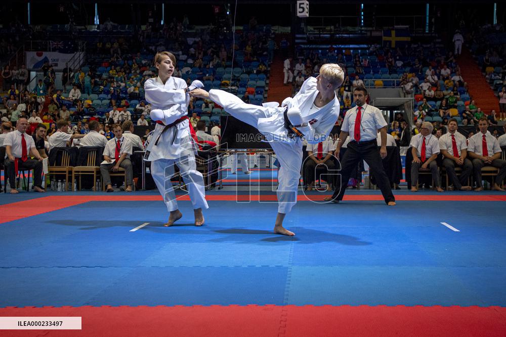 RUSLAND BAIRAMUKOV, ANDREAS ASMUSSEN