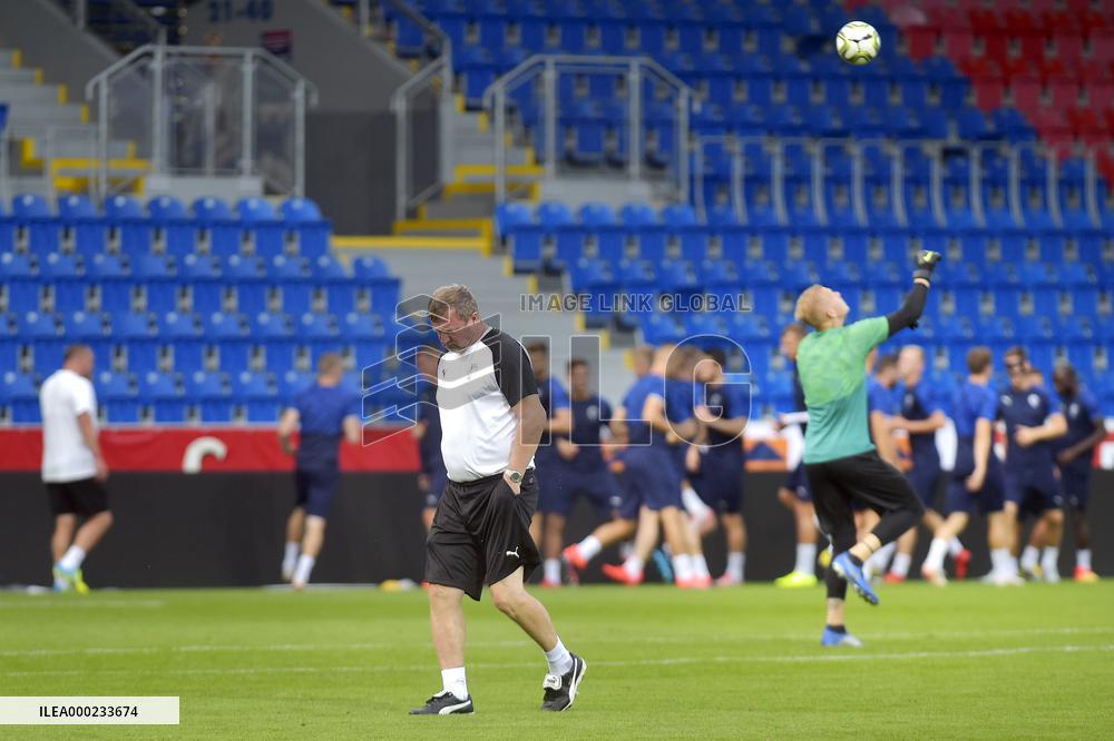 Soccer players of Viktoria Plzen, training session