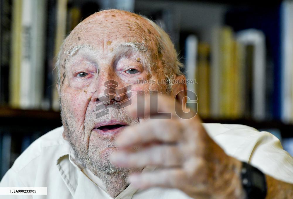 Lubos Perek