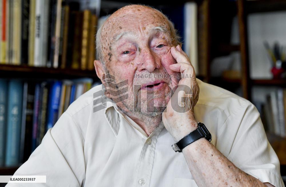 Lubos Perek