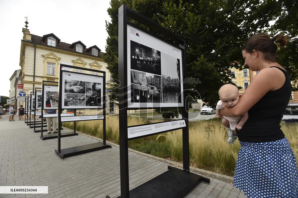 Moments of the Velvet Revolution, 30th anniversary, A photography exhibition