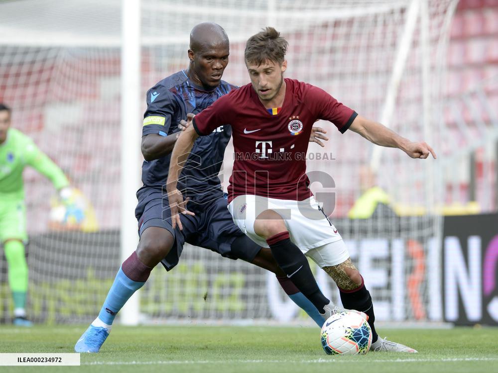 Anthony Nwakaeme, Michal Sacek