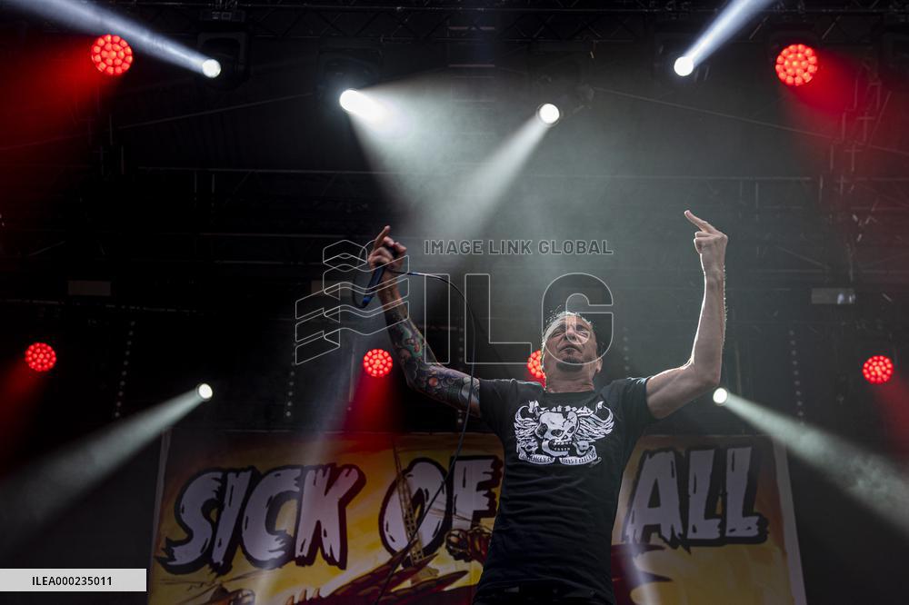 LOU KOLLER, Brutal Assault metal music festival, Group Sick Of It All