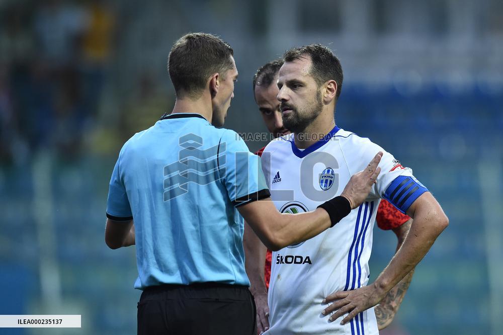 JONATHAN LARDOT, MAREK MATEJOVSKY