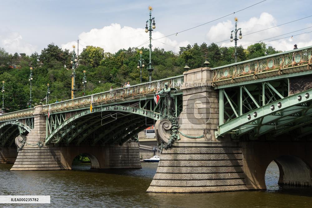 Cechuv bridge, Prague