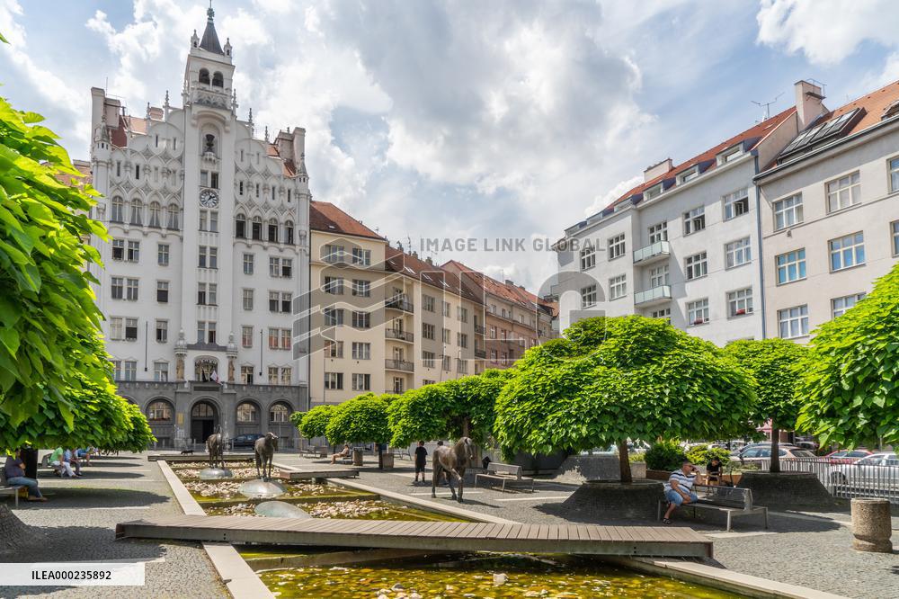 Petr Sabach's square, Prague, Dejvice district