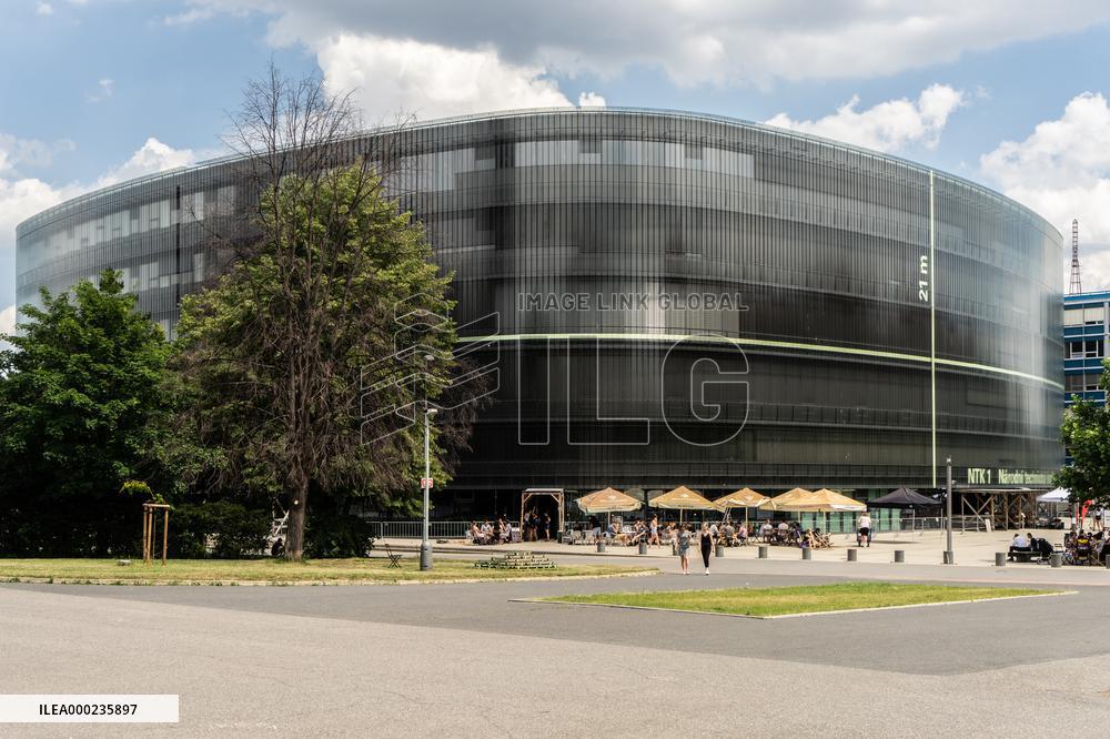 National technical library, Dejvice district, Prague, architecture