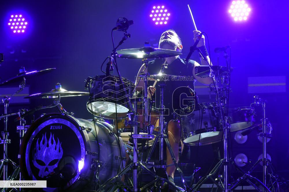 Pete Parada, The Offspring, concert