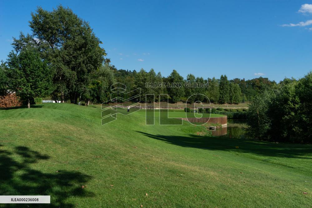 the Golf resort Hodkovicky, Prague, course