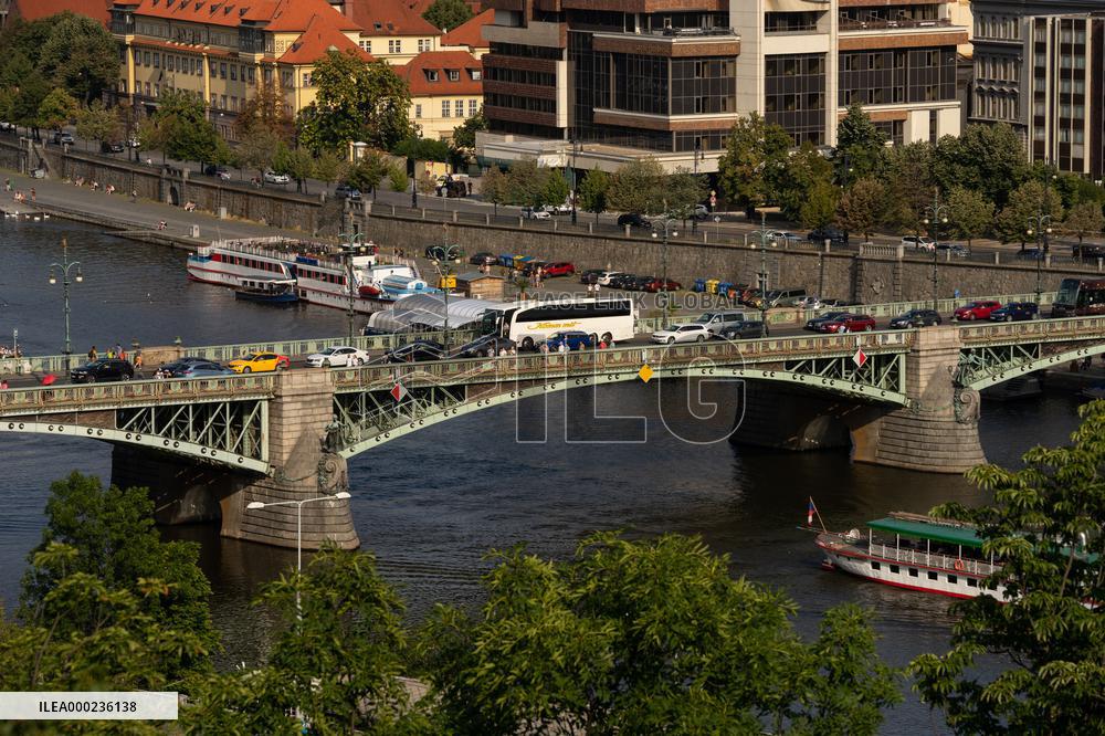 Cechuv bridge, Prague