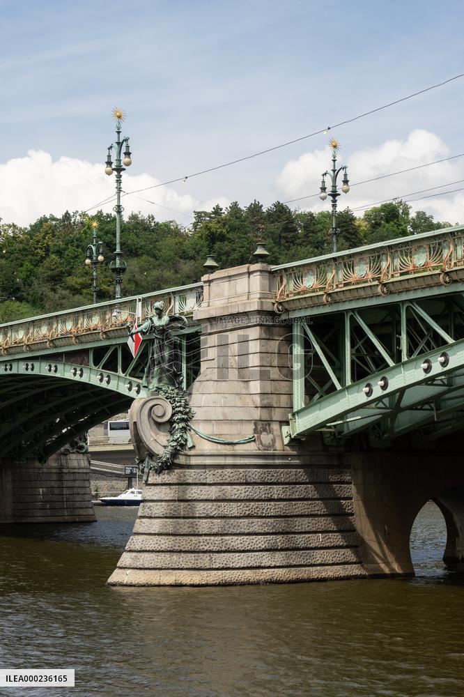 Cechuv bridge, Prague
