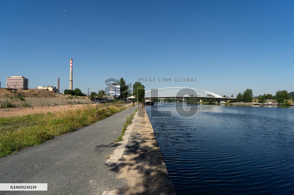 Development project Rivery Holesovice, Prague